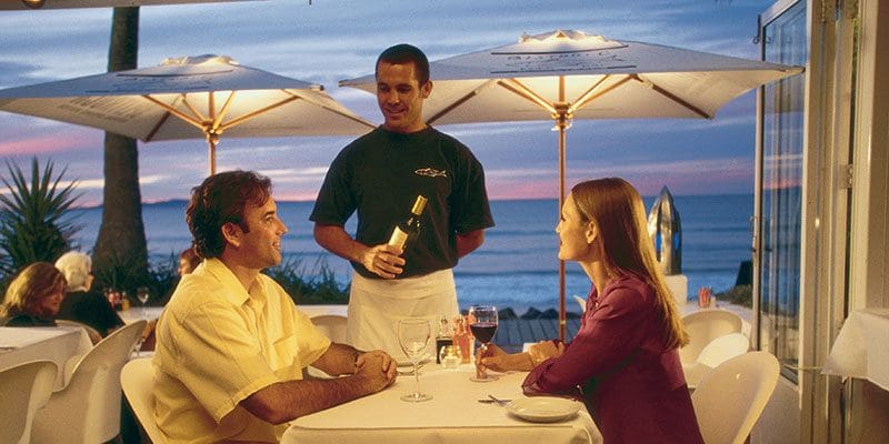 Enjoy a meal at one of Noosa's many restaurants. Image courtesy of Tourism and Events Queensland